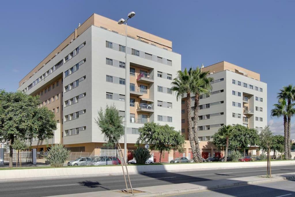 Oasis Pacifico Apartment Málaga Exterior foto